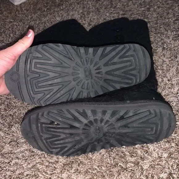 UGG womens boots, size 7. - Picture 4 of 6